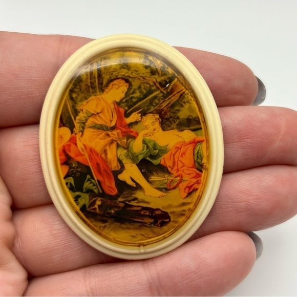 Vintage Baroque Renaissance Romantic Lovers Oval Brooch Unique Rare Quality - Picture 1 of 6